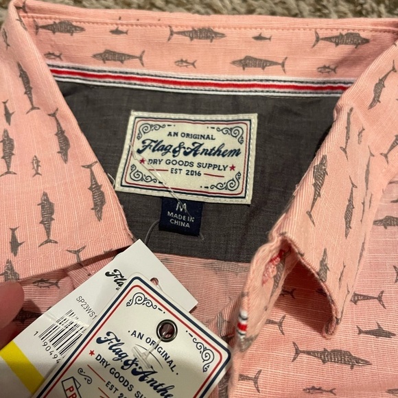 Flag and anthem nwt fish print cotton pink button up short sleeve - Picture 3 of 9
